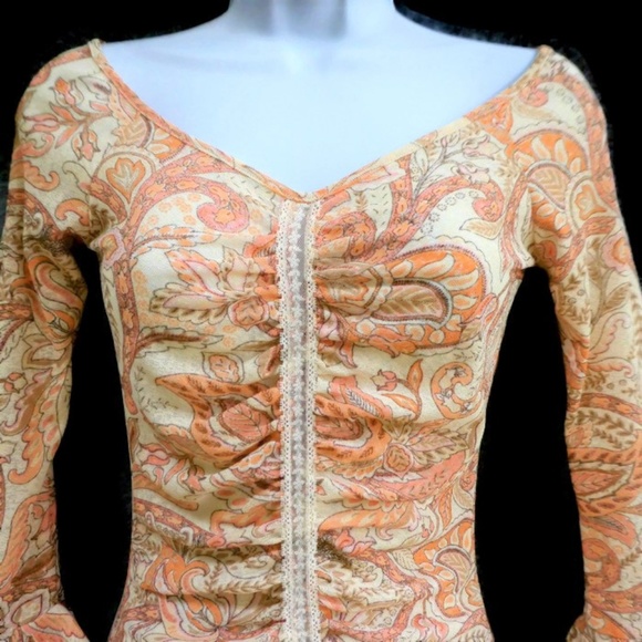 SOLD Vintage 90s Y2K Shameless Top V Ruched Lace Butterfly Cuff Lace S - Picture 5 of 8